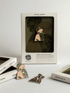 Pin &ldquo;Hug&rdquo;
