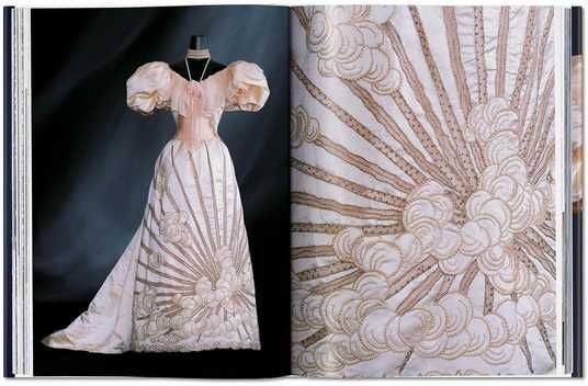 Fashion History: From the 18th to the 20th Century - Книжковий Лев
