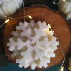 Candle "Snowflake" white
