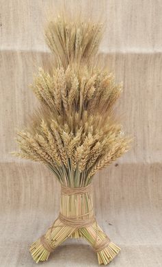 Straw decoration "Didukh Rizdvyanyy" medium